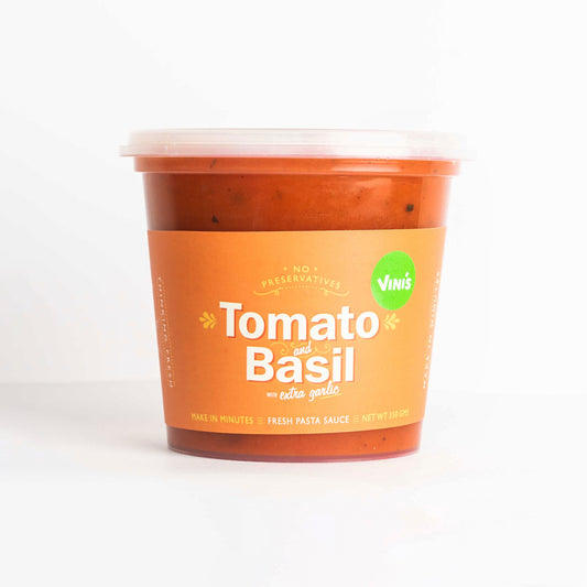Tomato Basil With Garlic Pasta Sauce